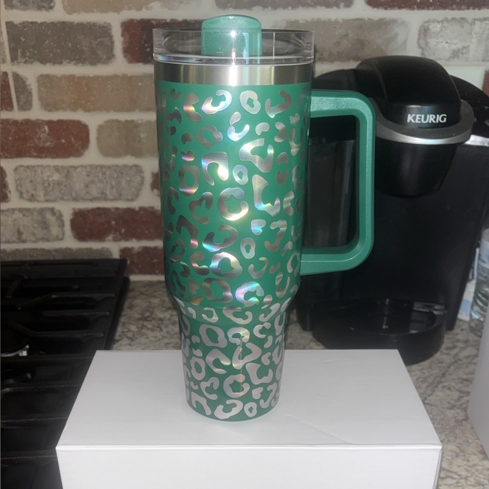 Green Leopard Print Tumbler